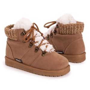 NWT MUK LUKS Camel Harmony Boot Women's Sz 10
